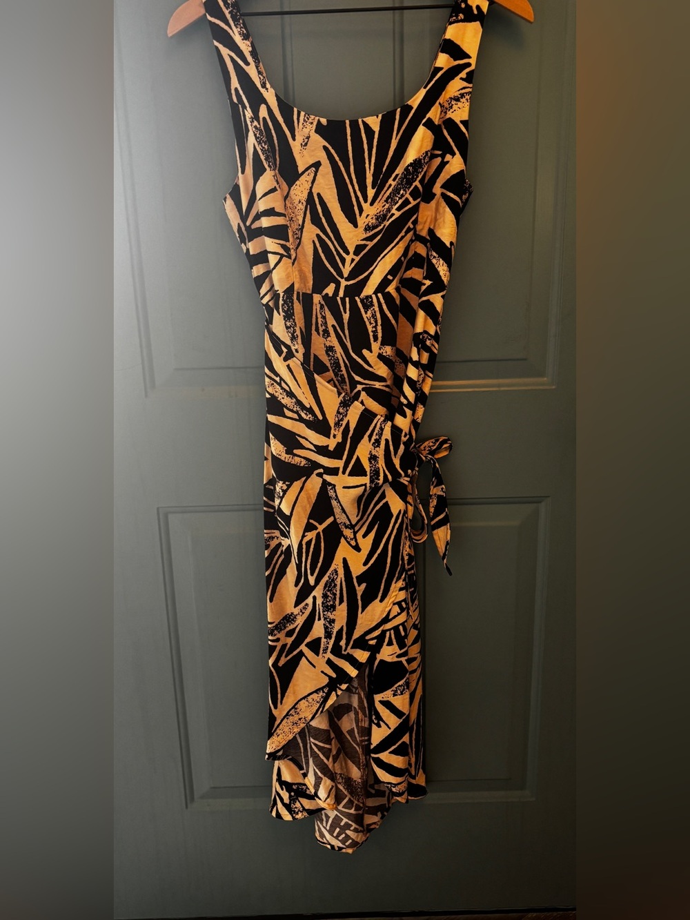 Sleeveless Black and Beige Leaf-Print Tulip Wrap Dress